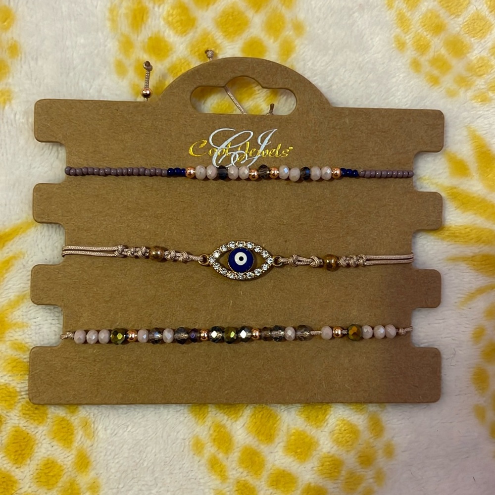 NWT 3 piece evil eye bracelet set